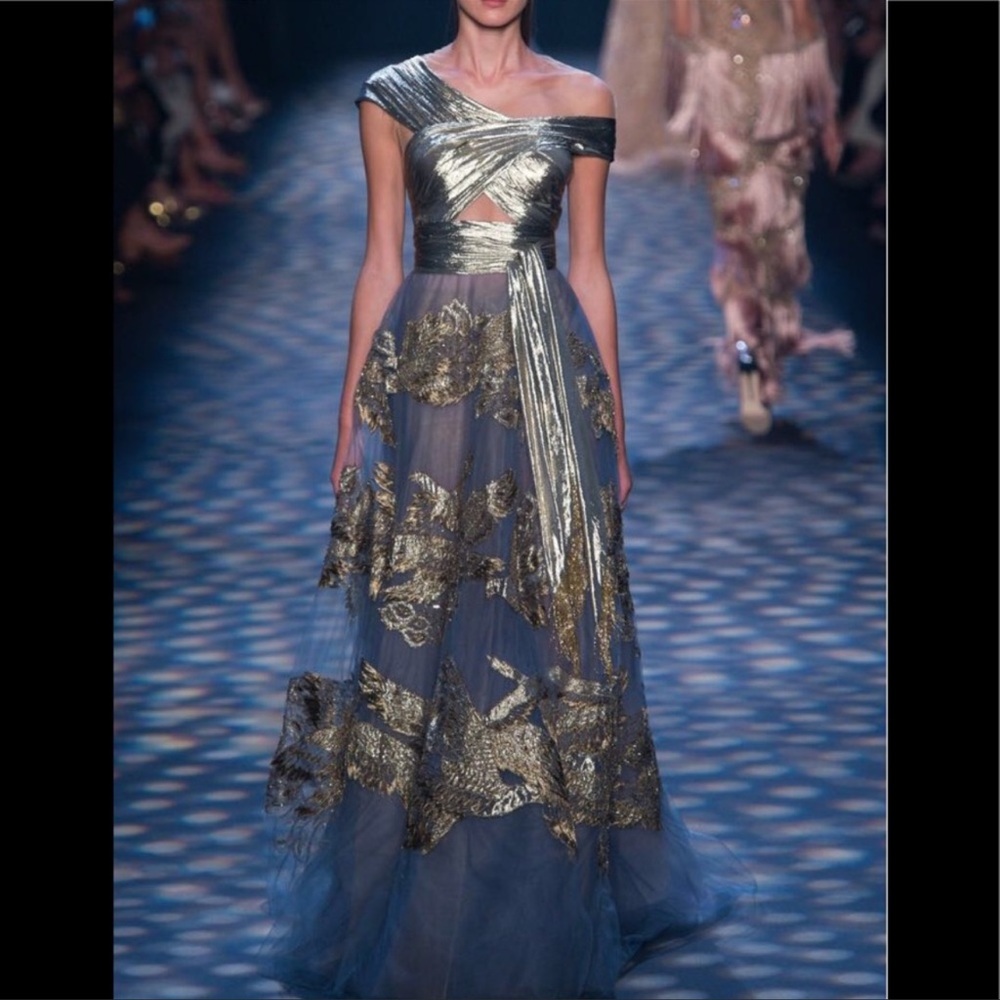 Exquisite off-the-shoulder MARCHESA COUTURE gown - Picture 2 of 2